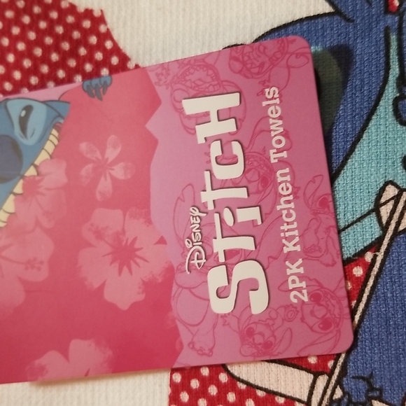 DISNEY STITCH CUPID'S  WINGMAN  KITCHEN TOWELS 2-PAK - Picture 9 of 9